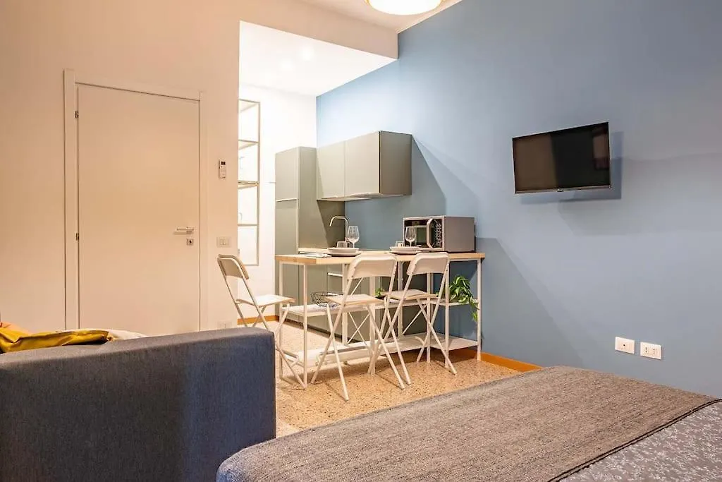 Guest Planet - Cozy Housing Porta Romana M3 Milan
